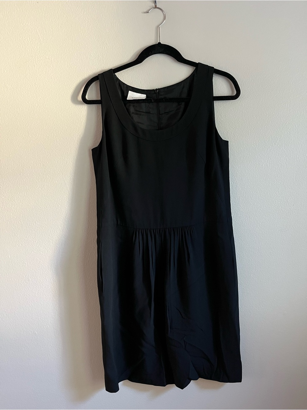 Akris Punto Black Sleeveless Gathered Waist Pocket Dress Size 8
